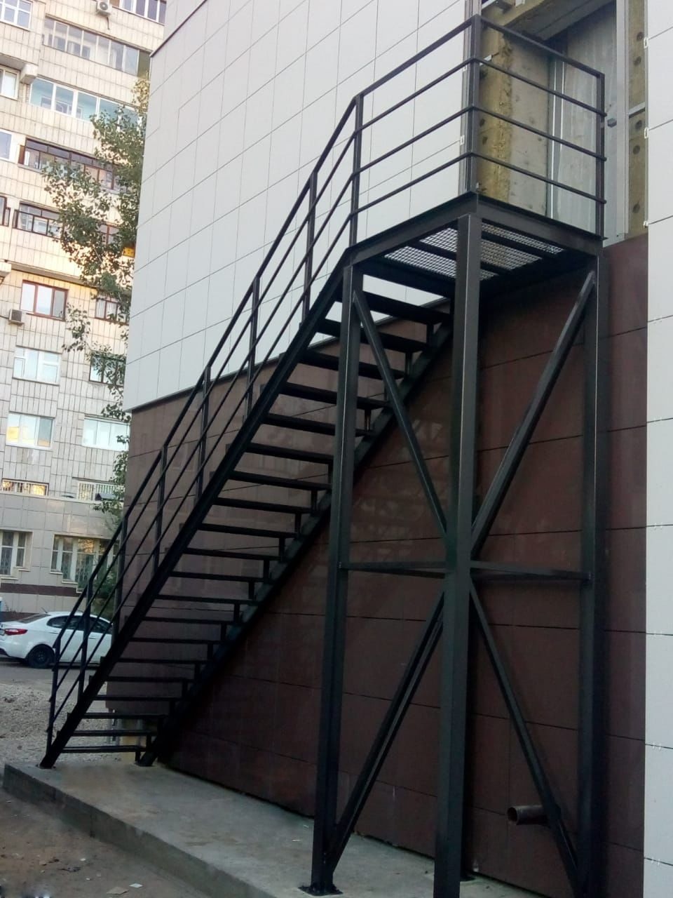 Пожарная лестница для частного дома